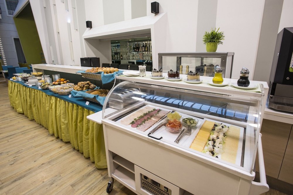 Atrium Hotel by Mellow Mood Hotels 55/64