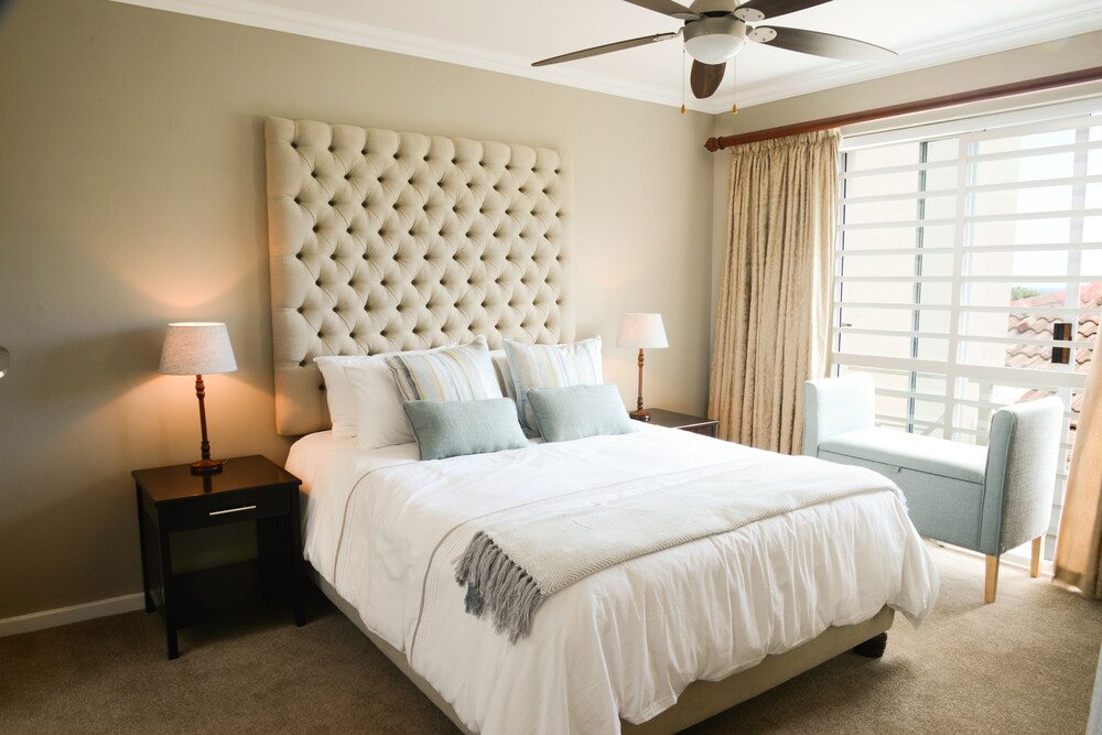 dk villas 1 Harbour View (Hout Bay) 7/50