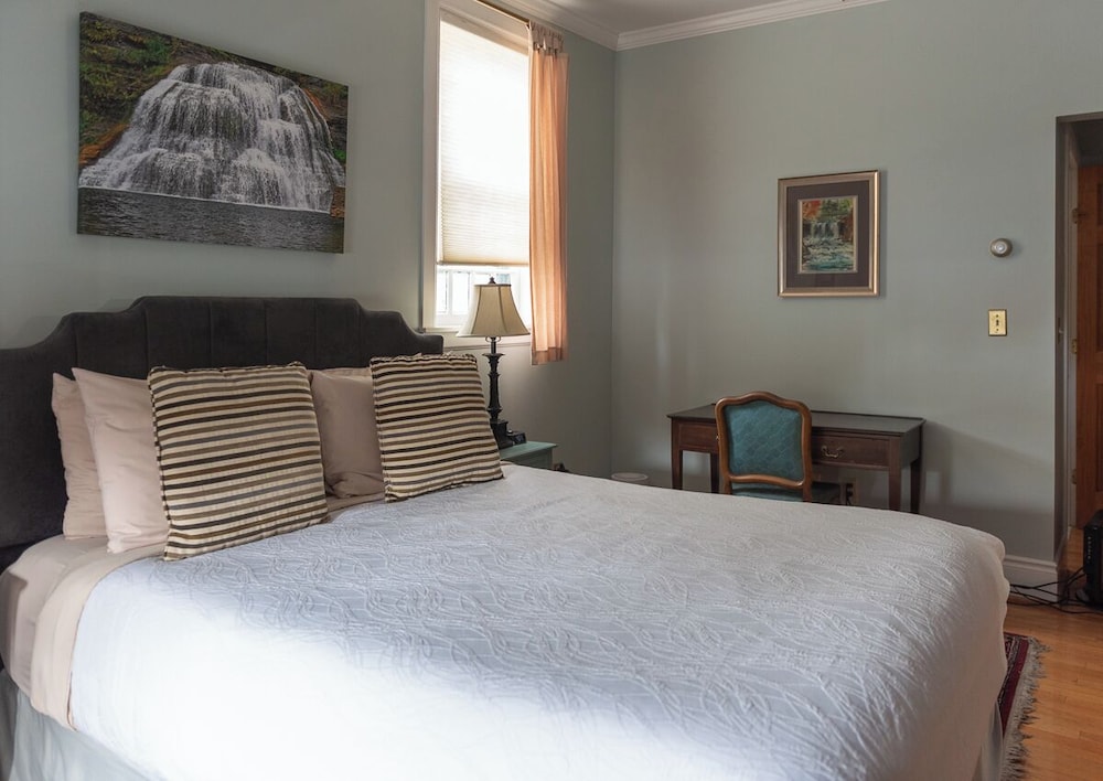William Henry Miller Inn 11/50