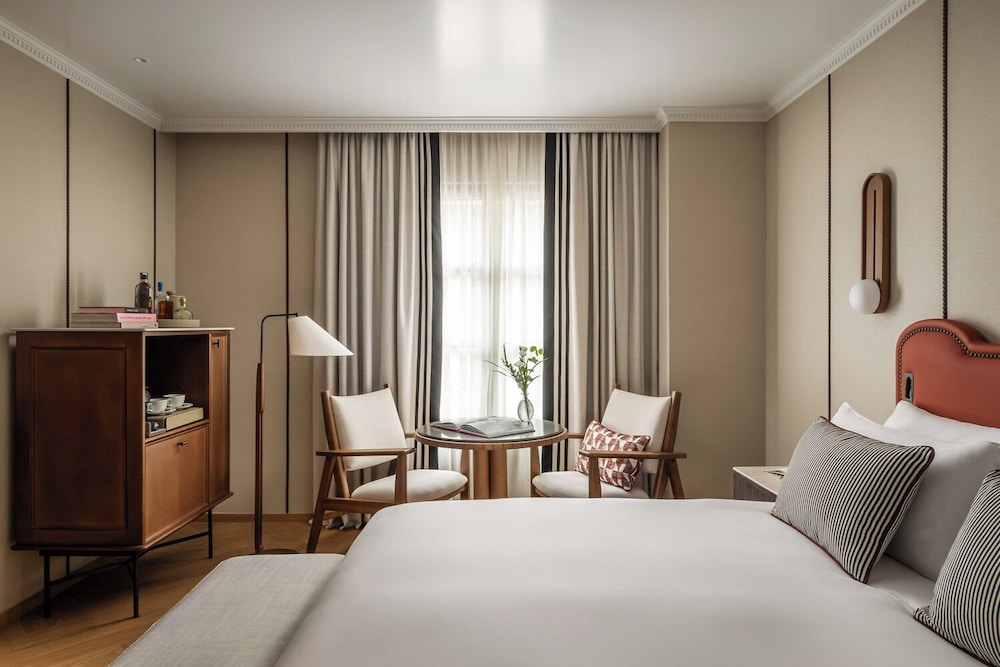 JUNIOR SUITE, STUDIO