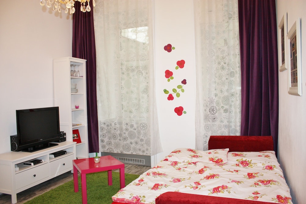 GoVienna Belvedere Apartment 5/19