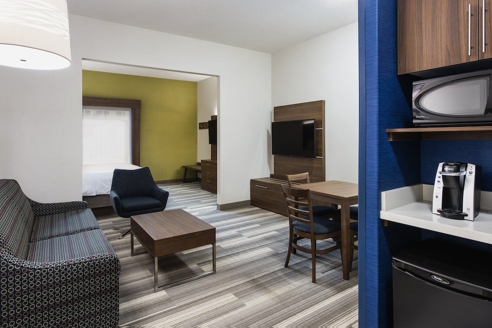 Holiday Inn Express Hotel Suites Saskatoon 34/51