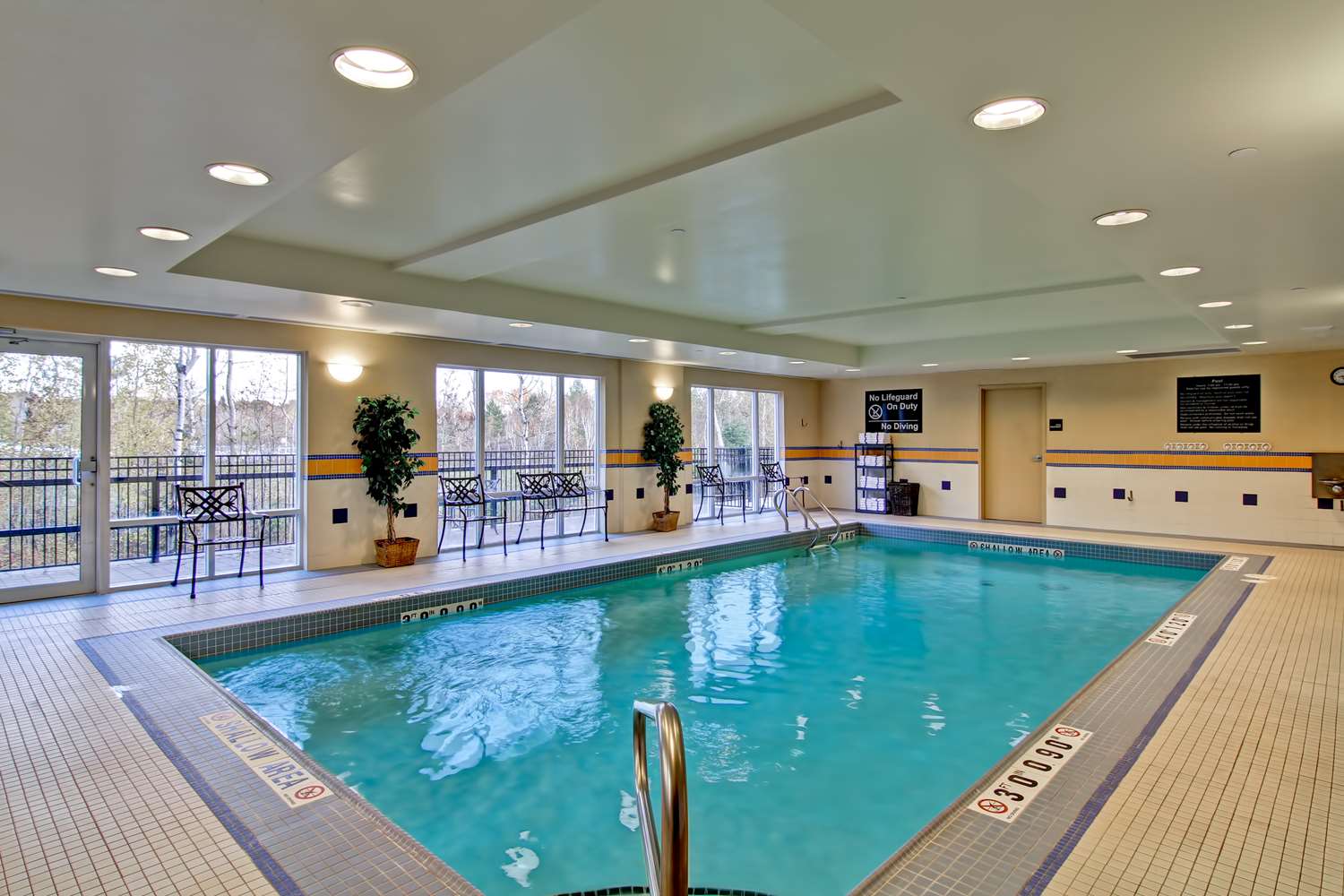 swimming pool spa