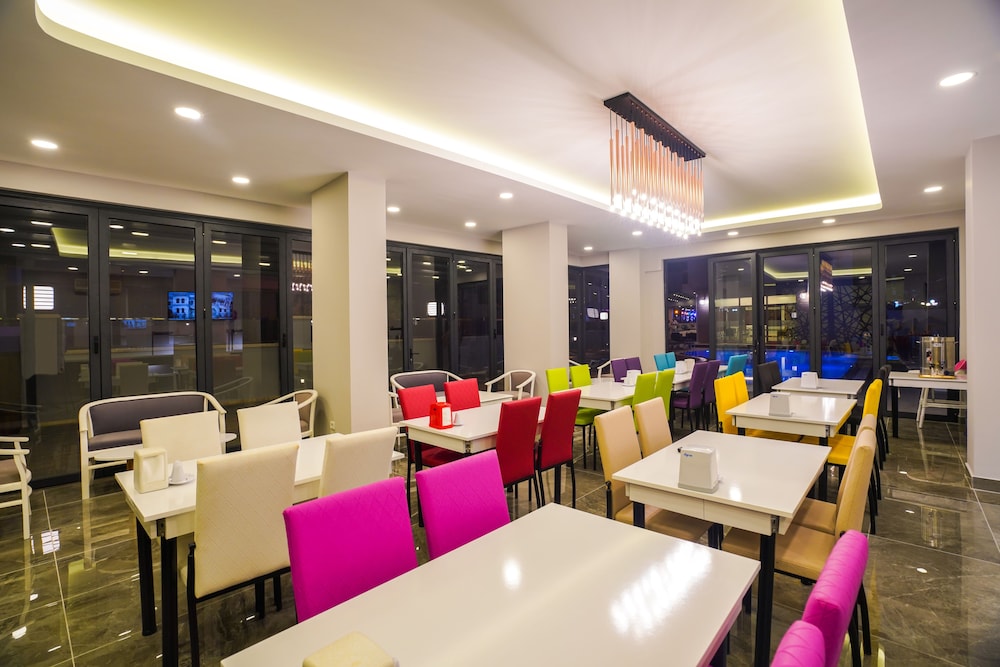 Seren Sari Hotel 28/35