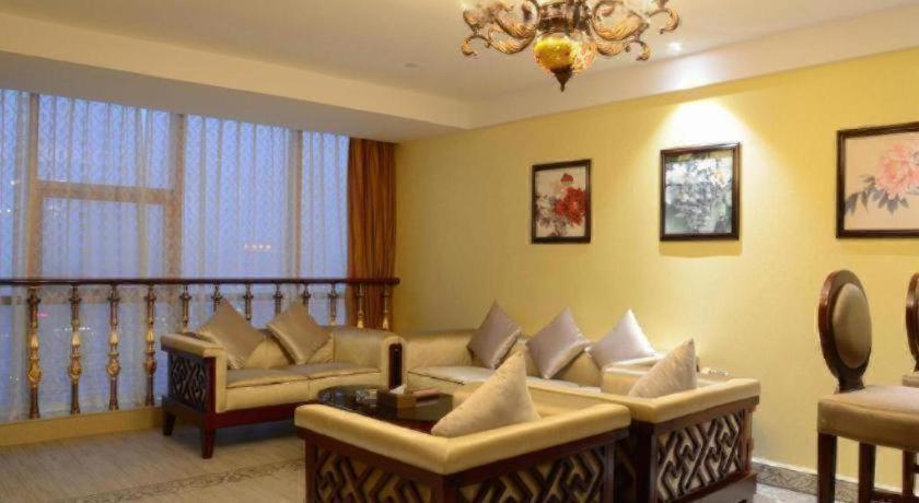 Hunan WanJiaLi International Hotel 28/52