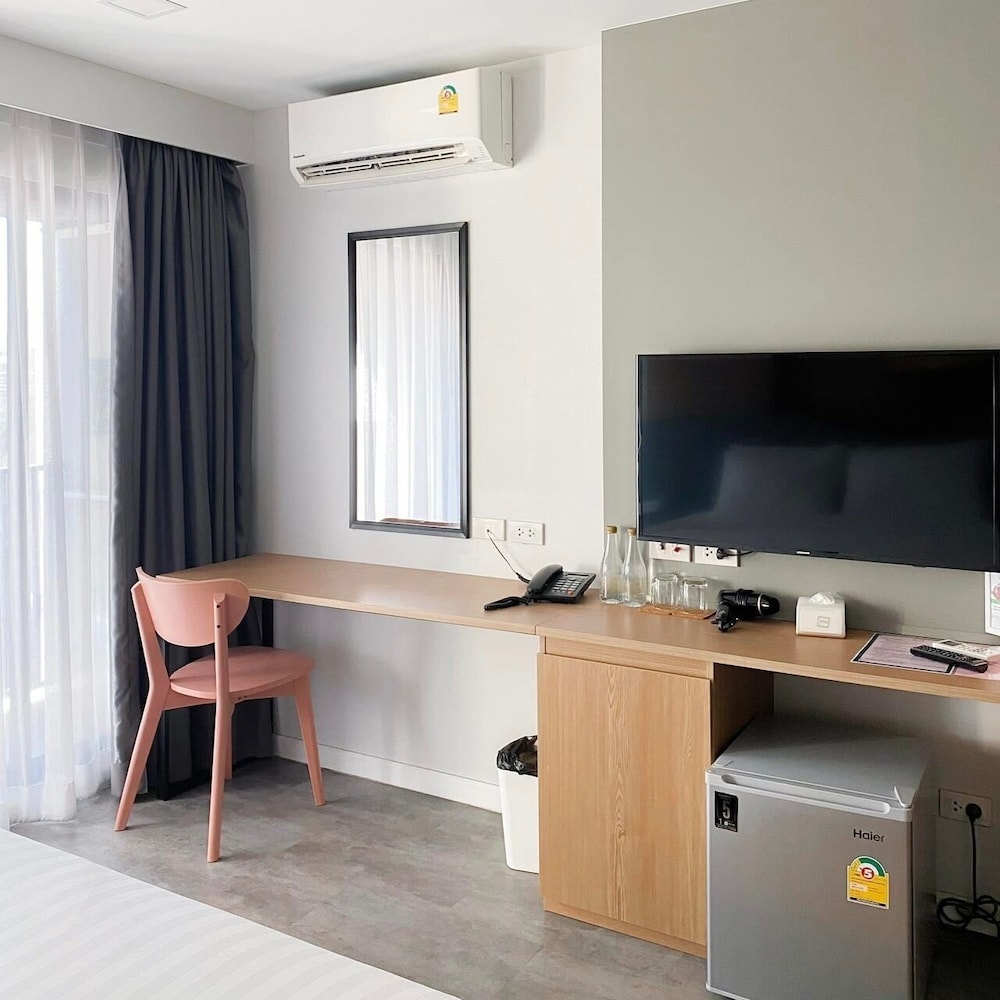 Rico Hotel Ratchadapisek 32 40/43
