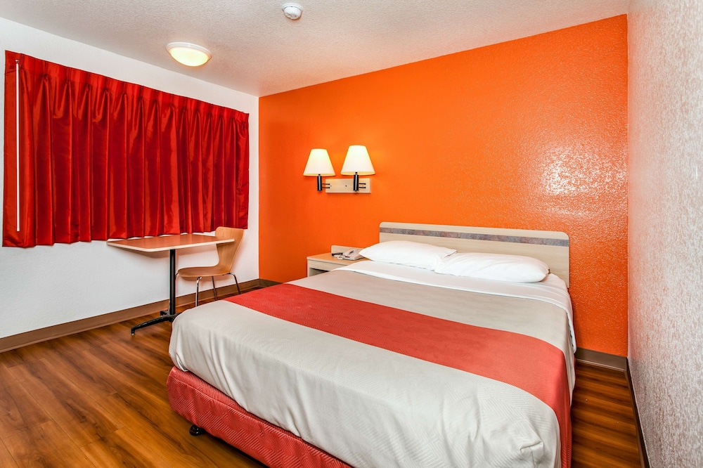 Motel6 Vacaville, CA 29/42