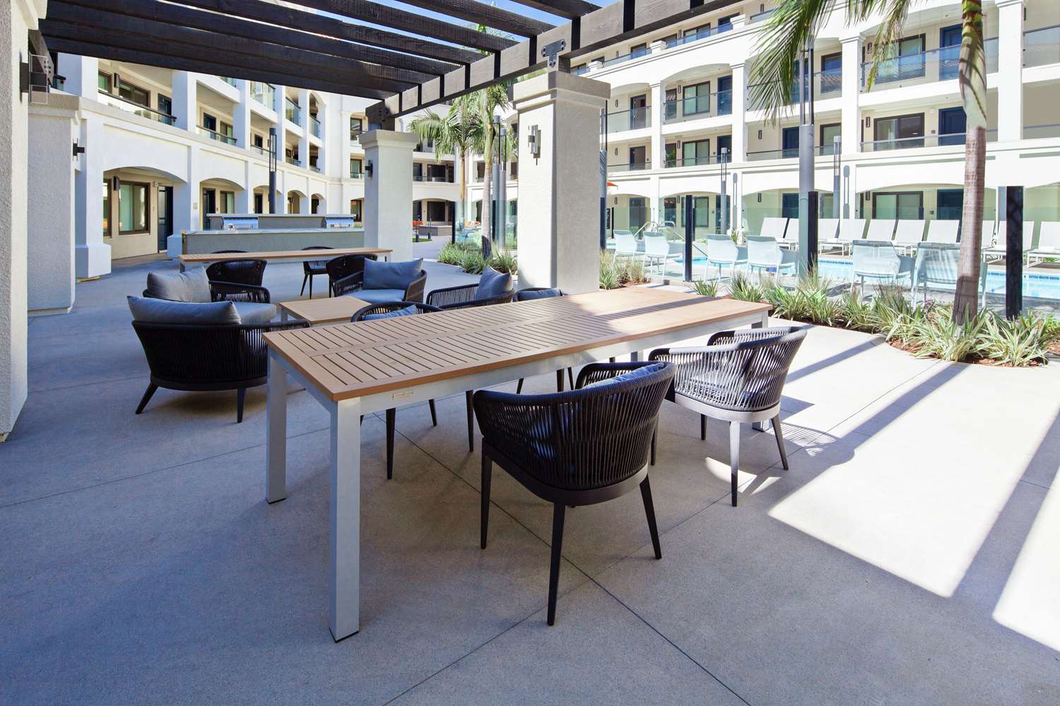 Homewood Suites by Hilton San Diego Central 12/28