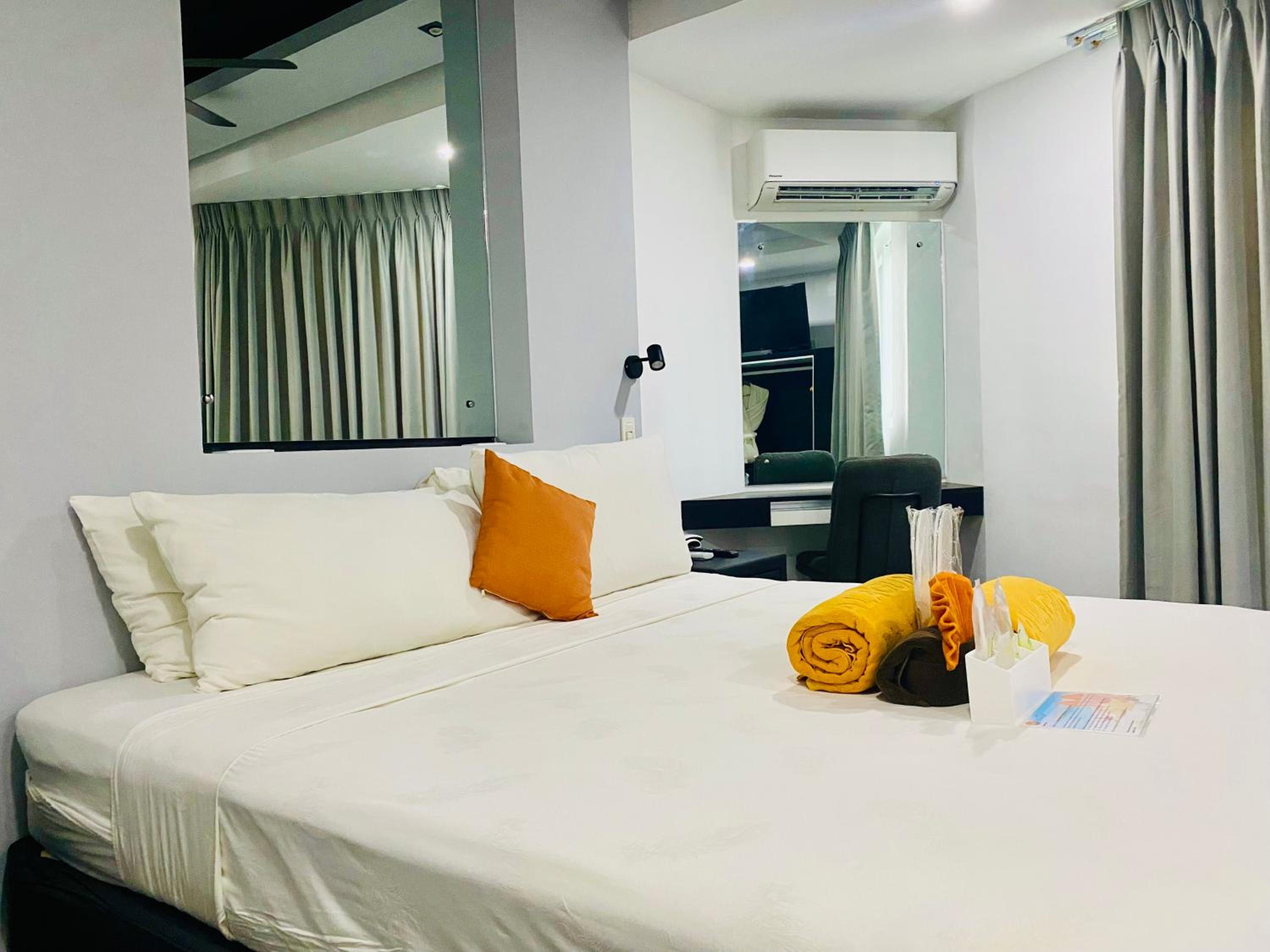 2 Bedrooms, Penthouse