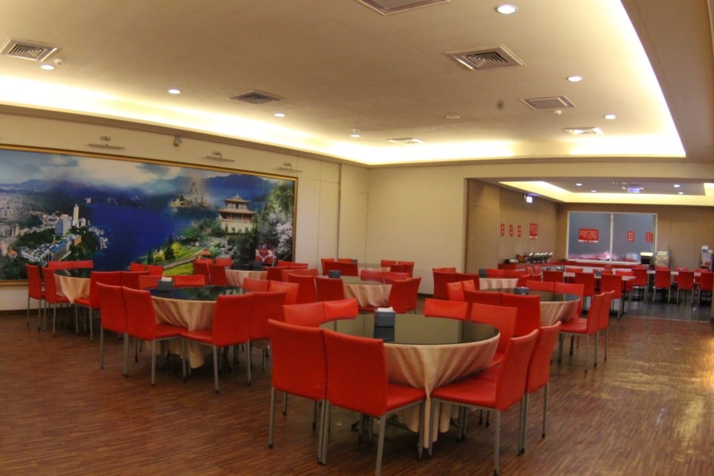 Long Siang Hotel 29/33