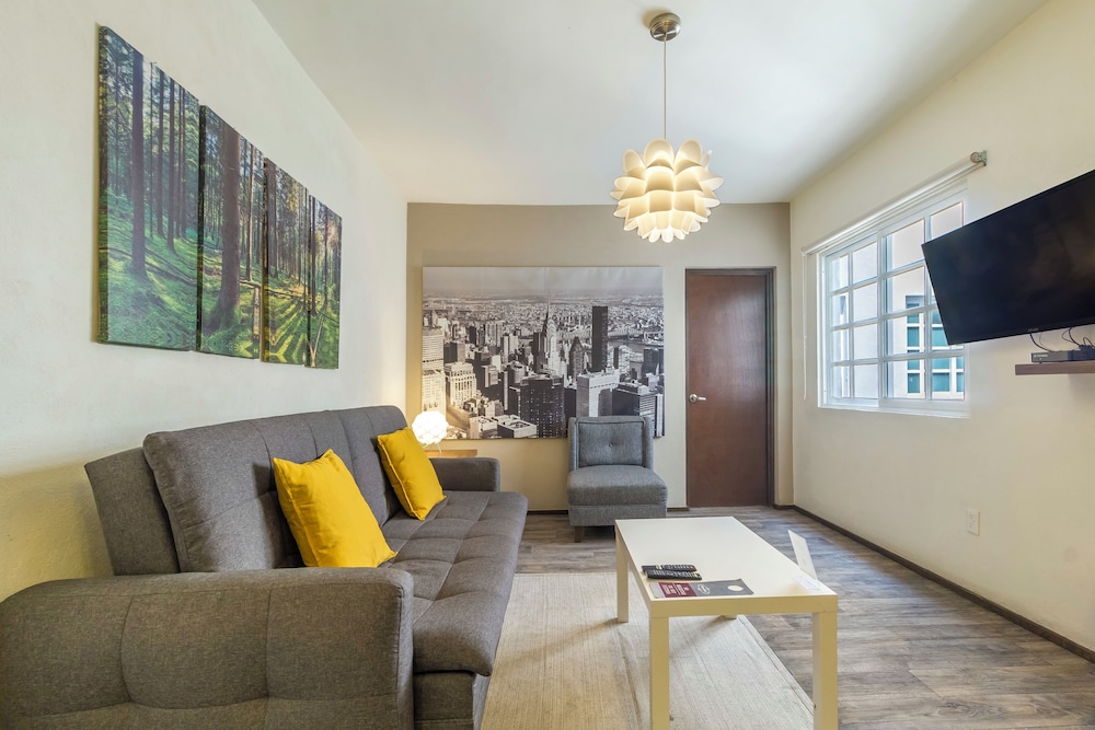 Om 686 Urban Lofts 31/50