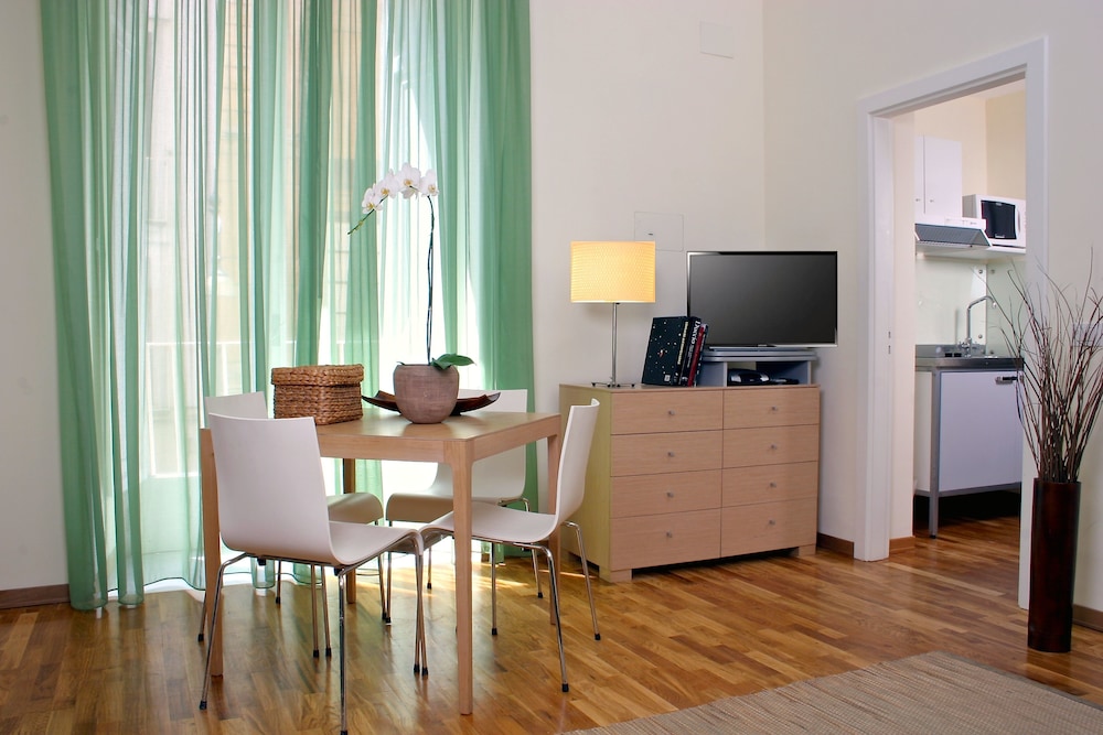 Corso Italia Suites 37/50