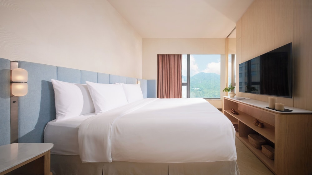 Horizon, Moonlight, Suite, King Bed