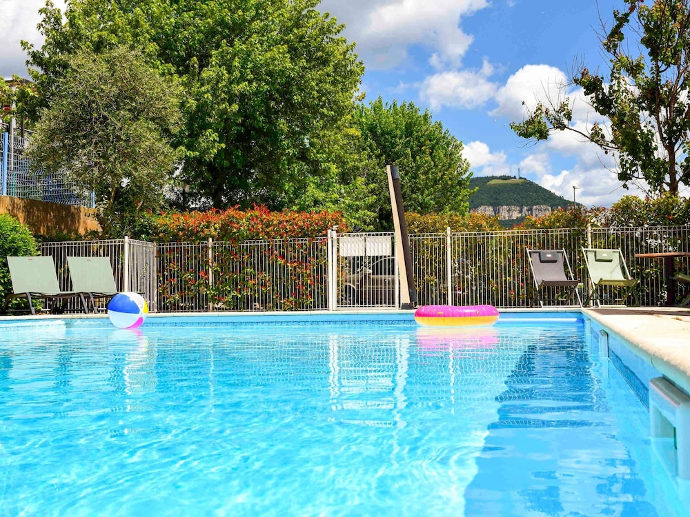 Ibis Budget Millau Viaduc 39/49
