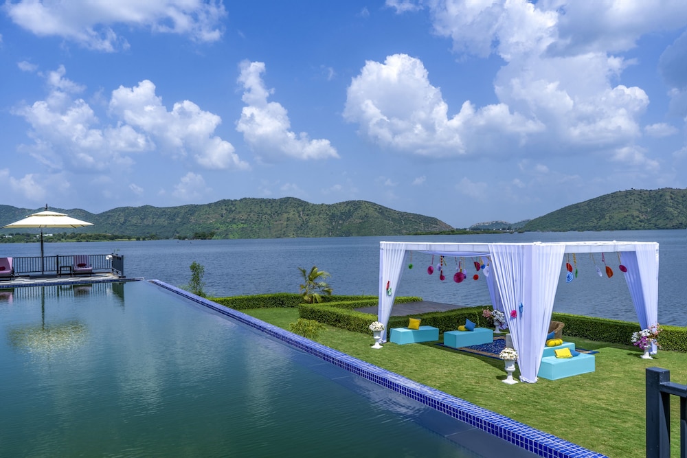 Zana Lake Resort Udaipur 43/53