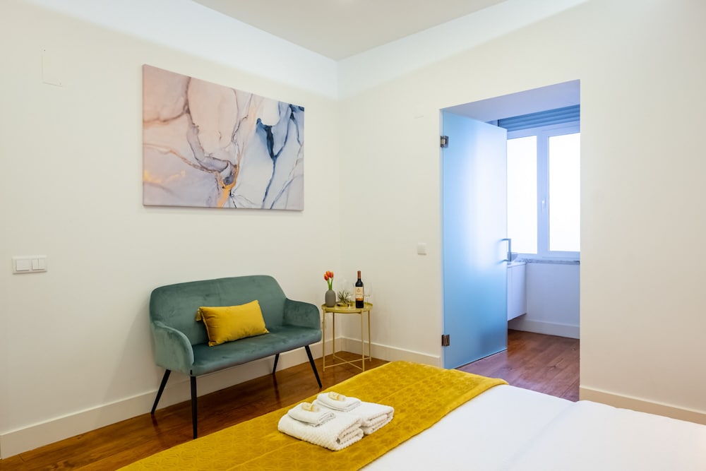 Hola Lisbon Suites 8/34