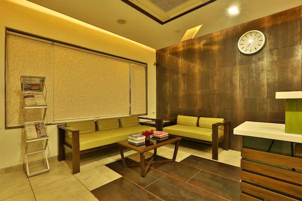 OYO Rooms Thaltej SG Highway 31/51