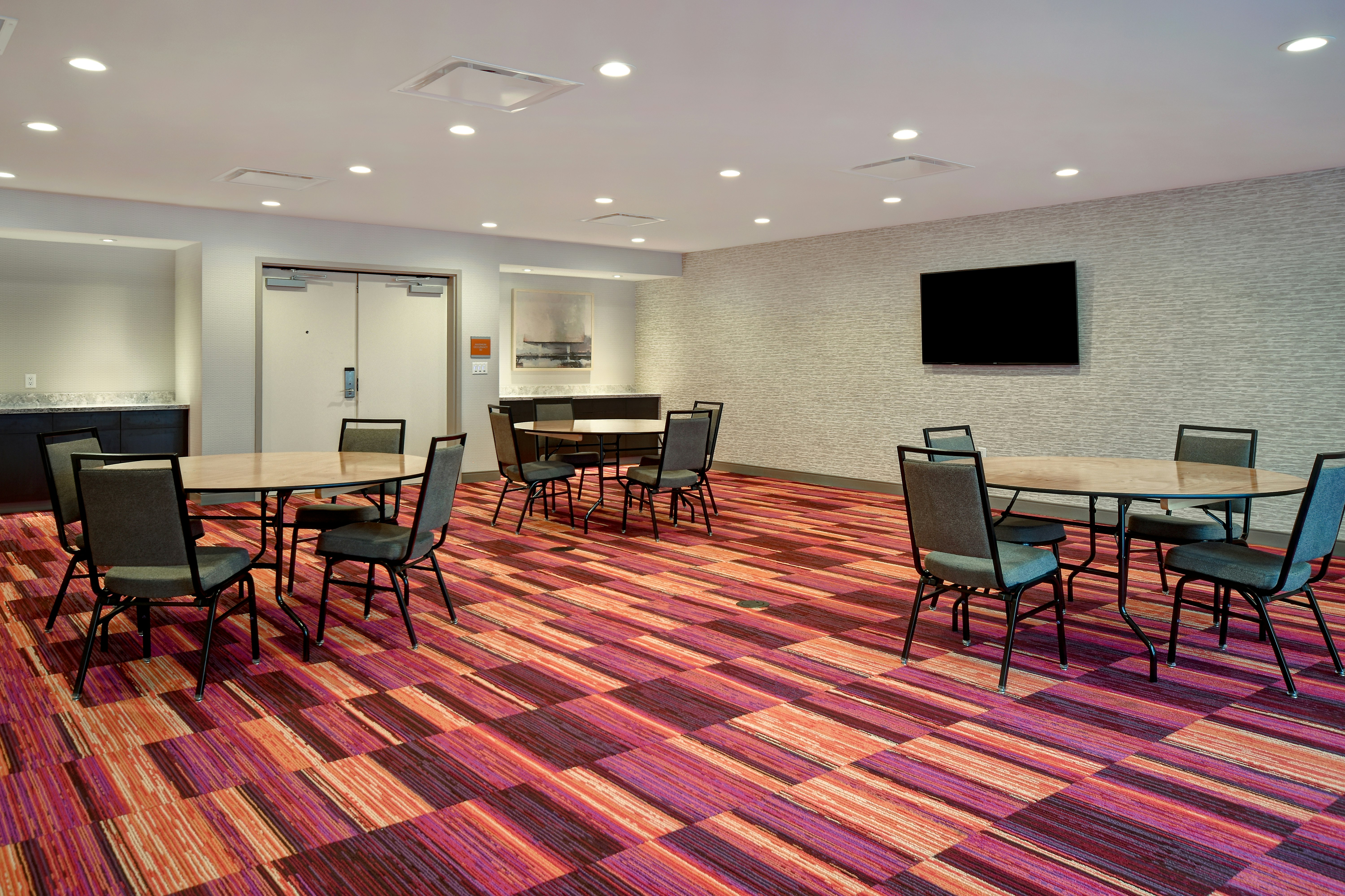 Home2 Suites by Hilton Eau Claire South 46/56