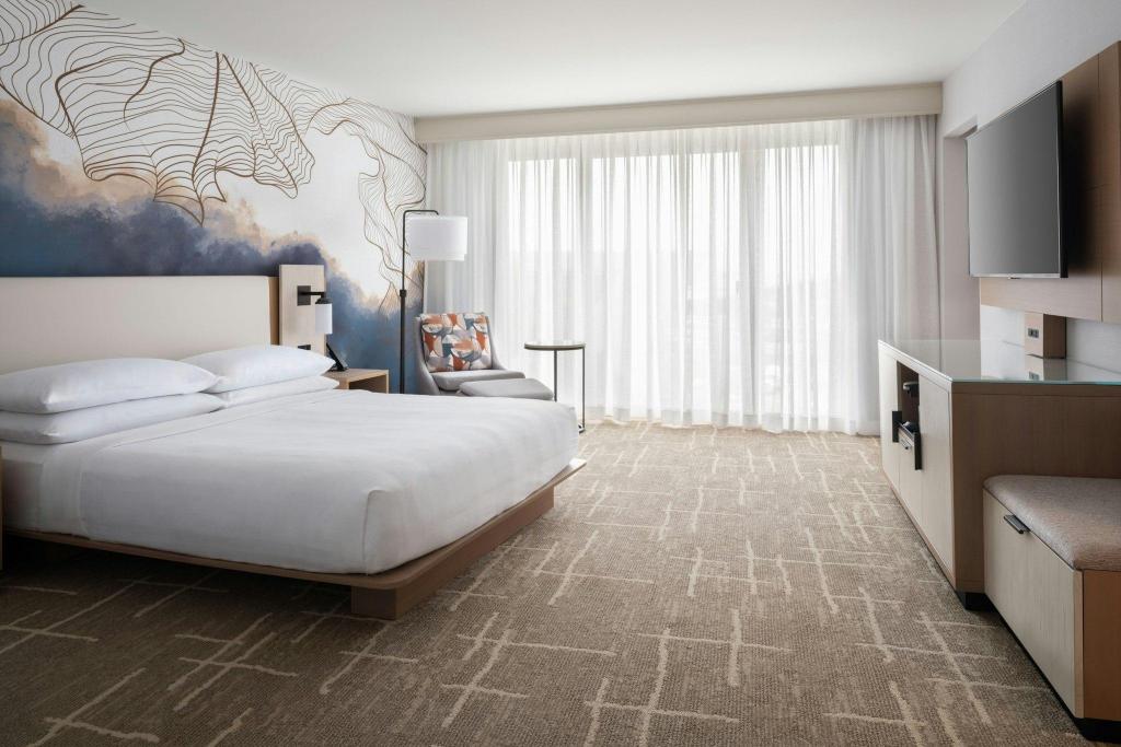 Renovated, Executive, Suite, King Bed