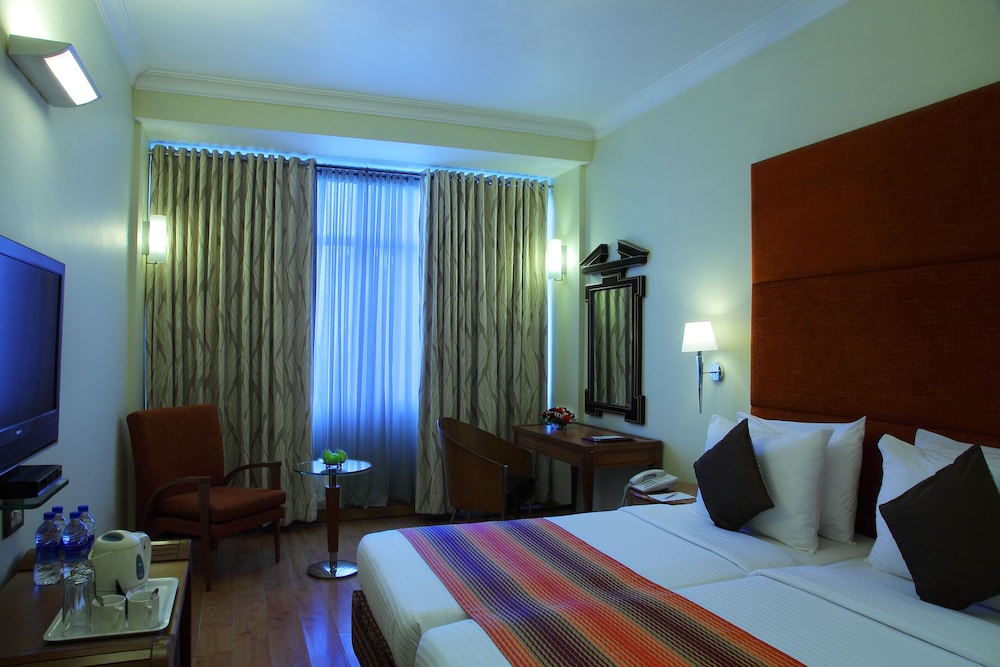 Hotel Regency 13/54