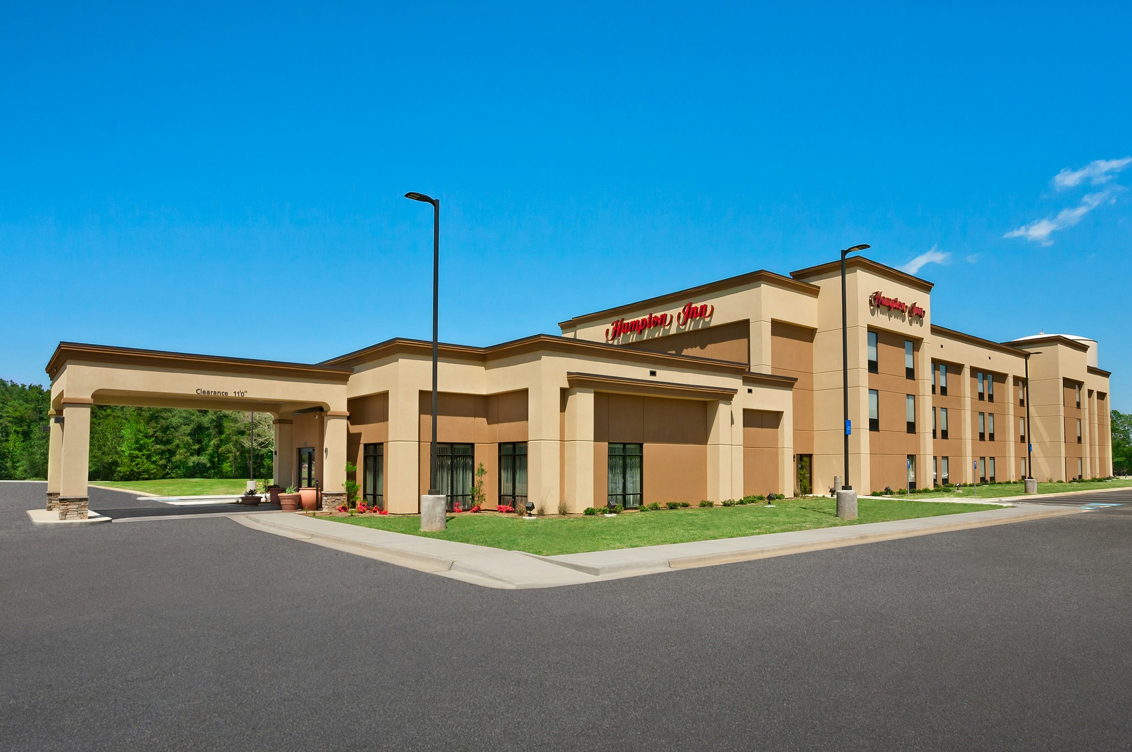 Hampton Inn Magnolia 6/33