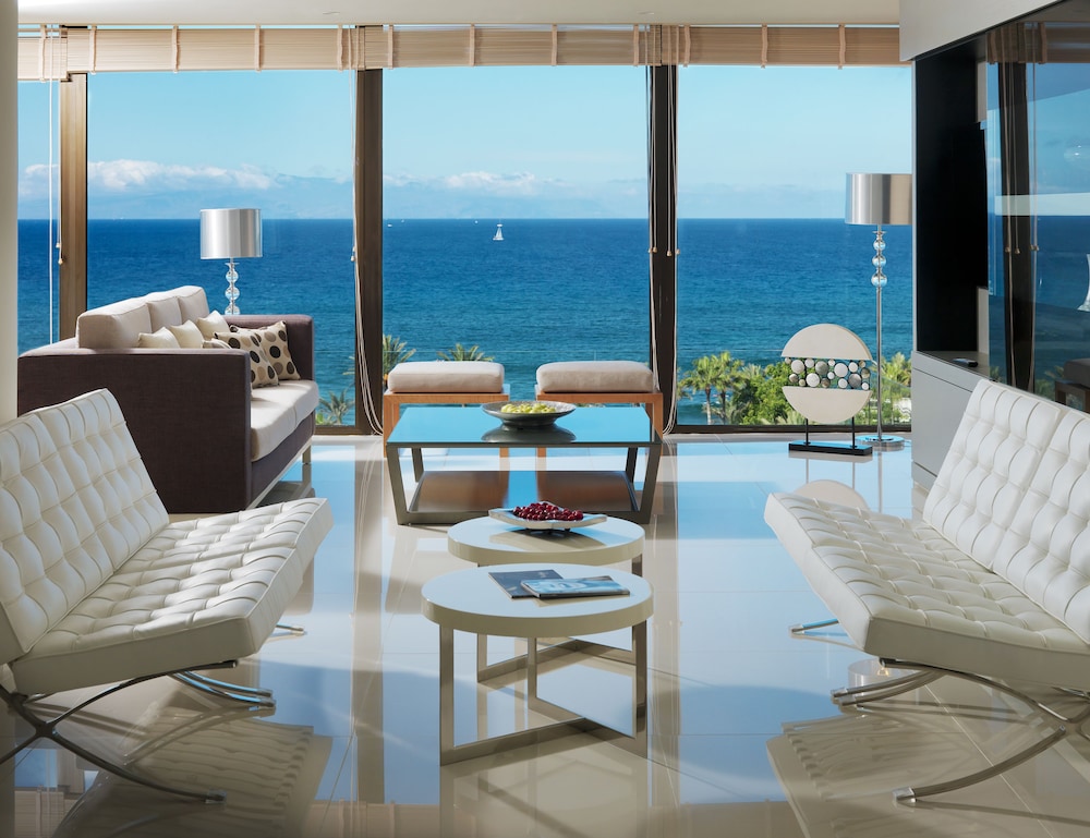 H10 Conquistador Hotel 62/77