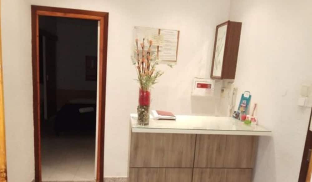 Hostal Ruta de Francia 5/50