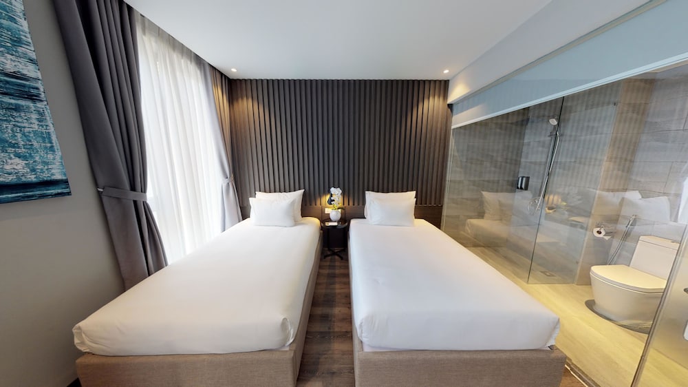 Grand Ocean Luxury Boutique 38/74
