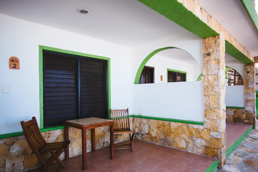 Hotel Villa De Pescadores 40/55