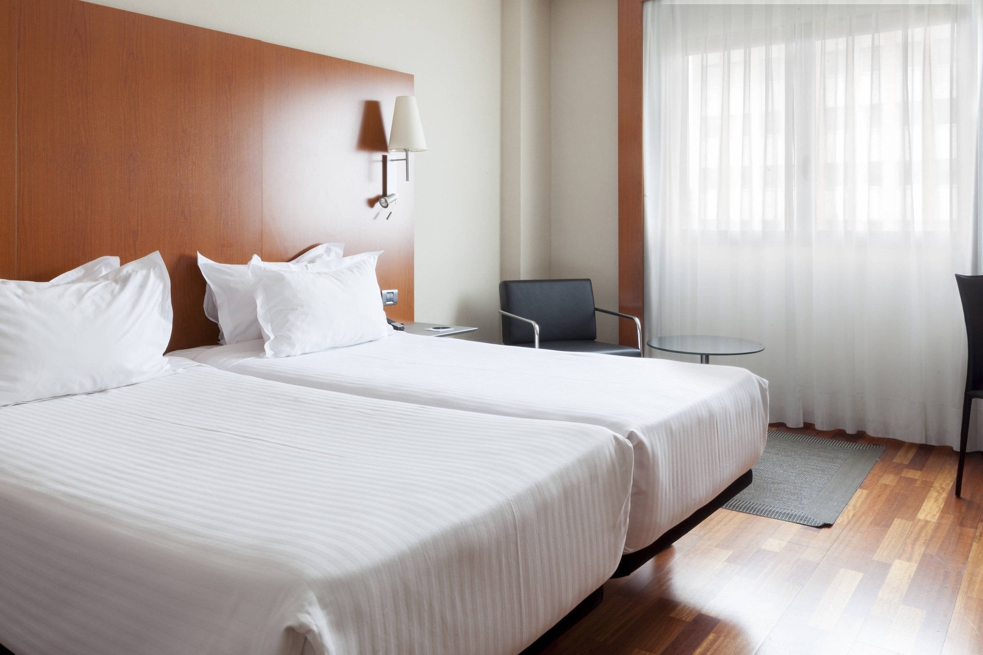 STANDARD, TWIN BEDS