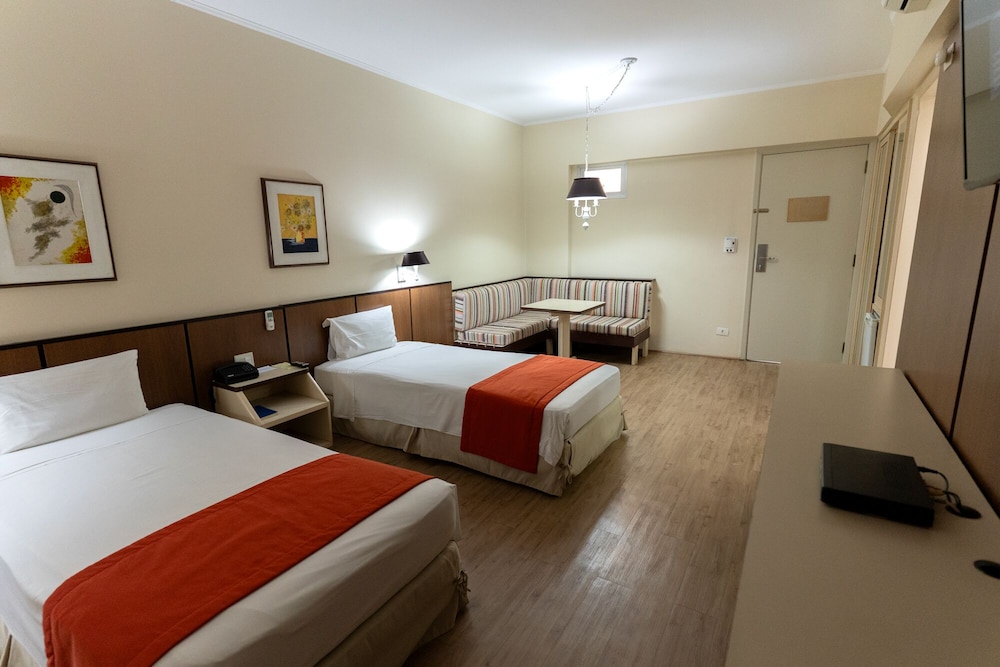 SUITE, ACCESSIBLE