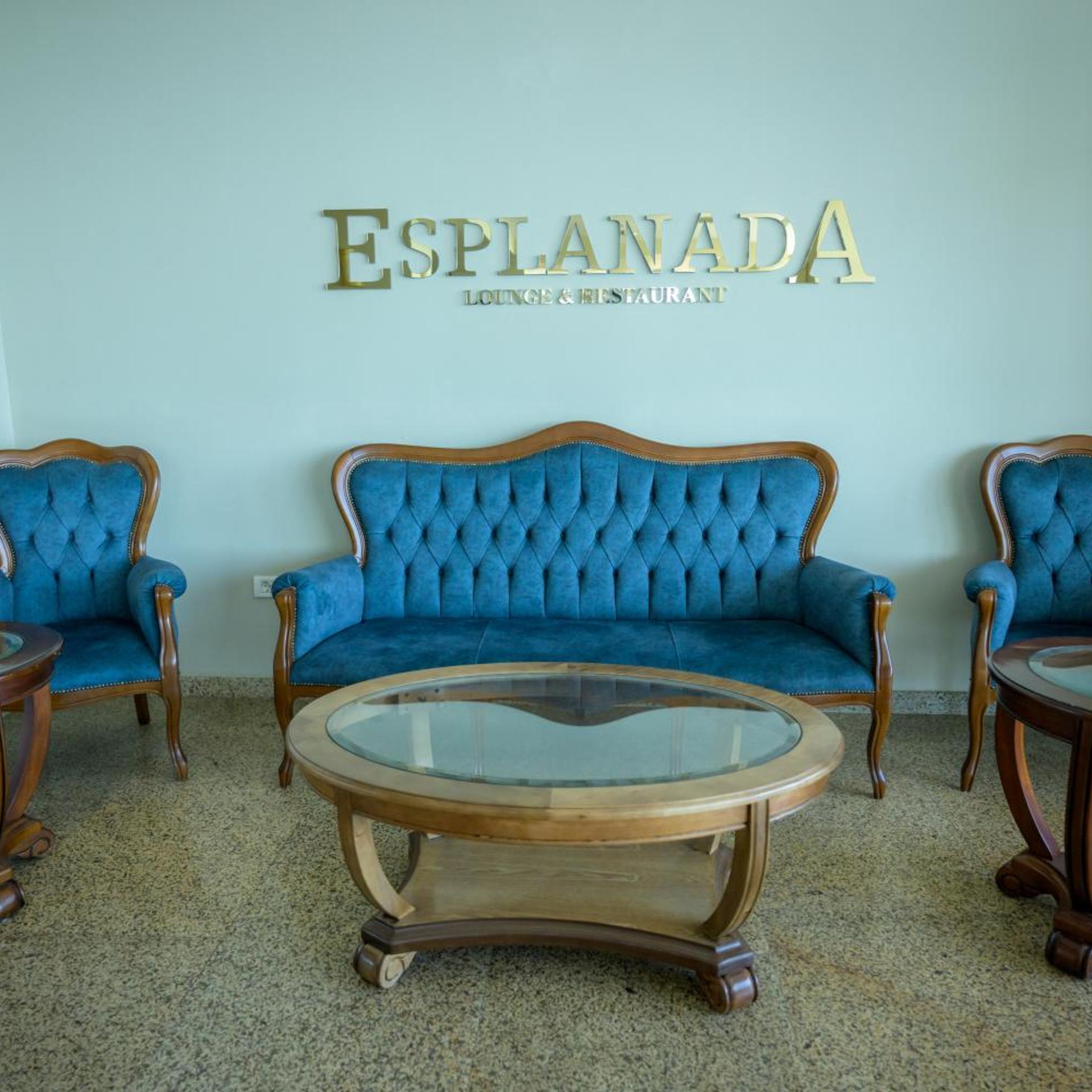 Esplanada Hotel 25/50