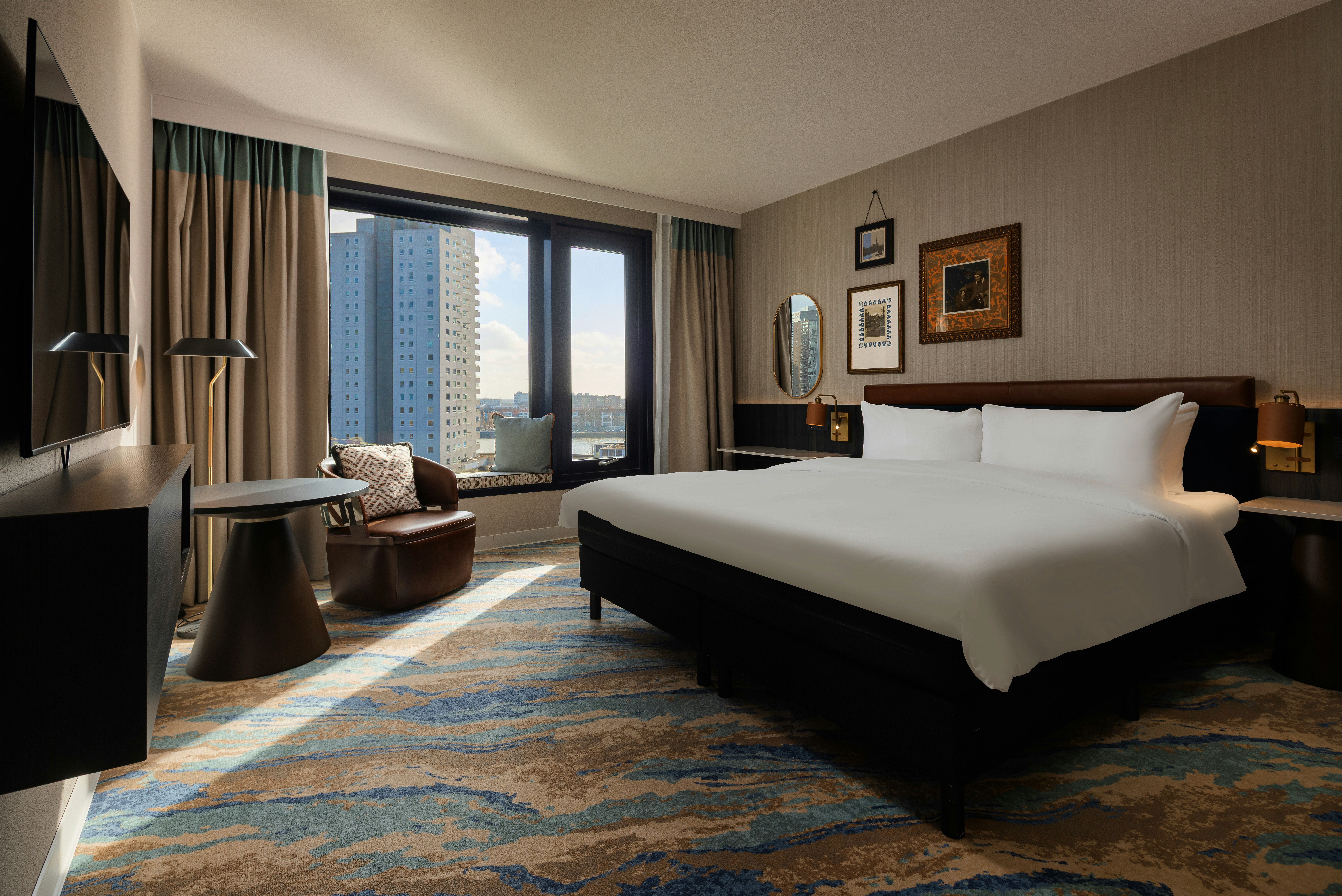 Room, King Bed, Water Front, Sauna