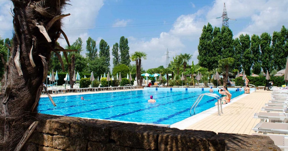 Green Garden Resort 32/43