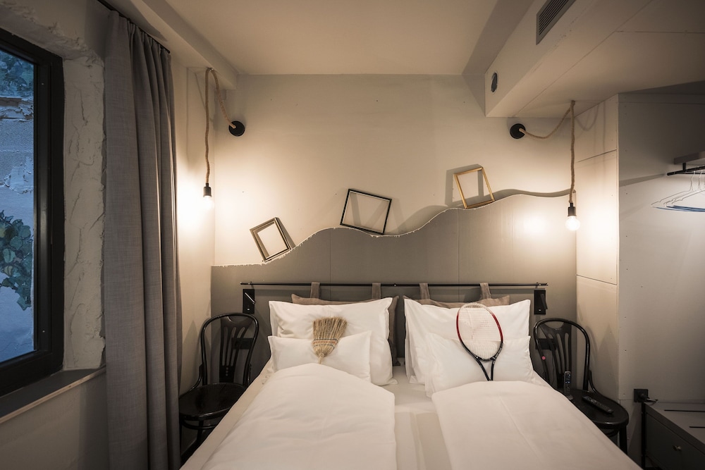 Hotel Weisses Kreuz Innsbruck 10/71