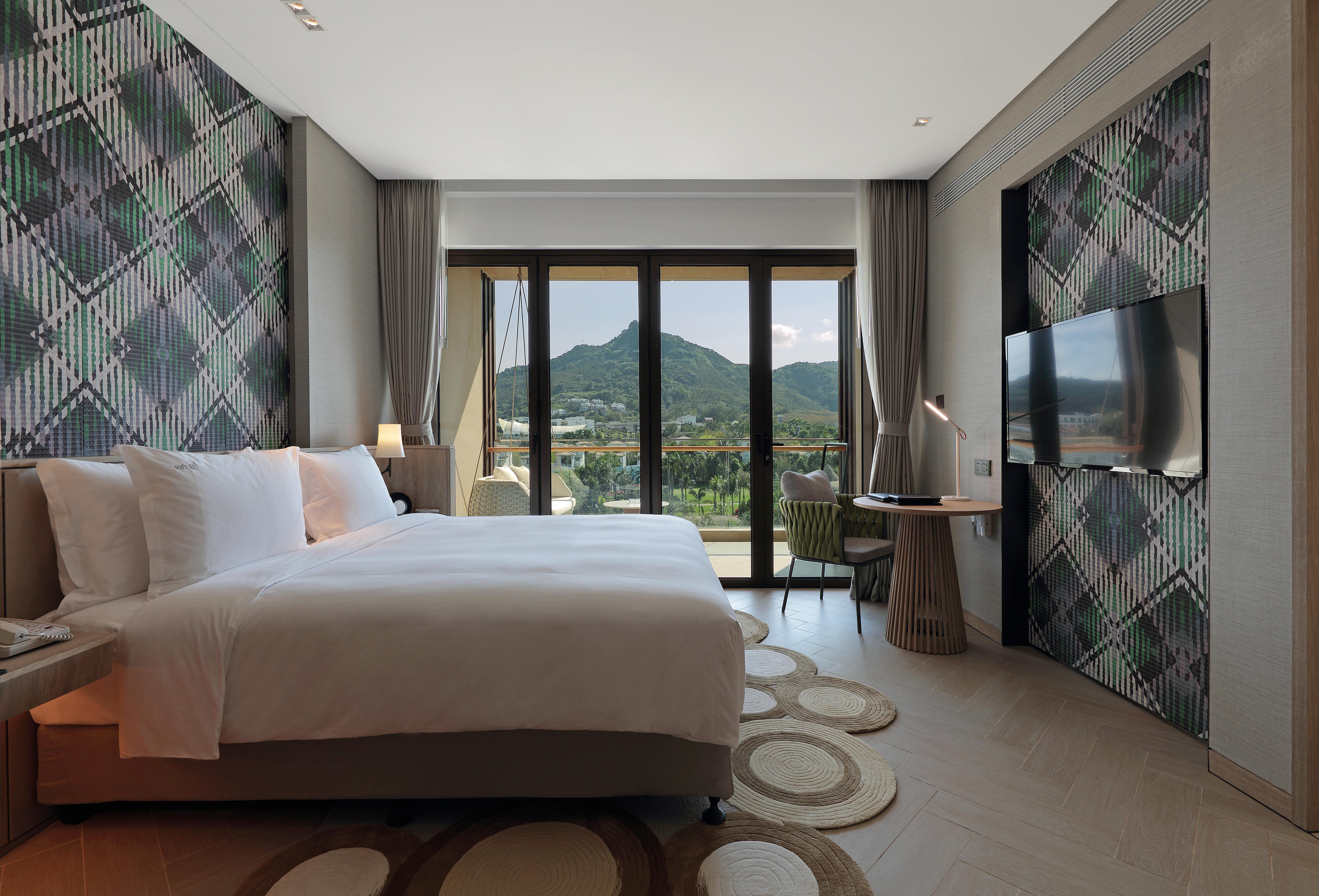 2 Bedrooms, Theme, Suite, King Bed, Bunk Bed, Lake View