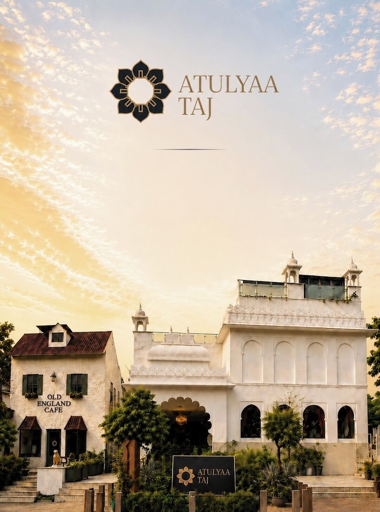 Hotel Atulyaa Taj 2/48