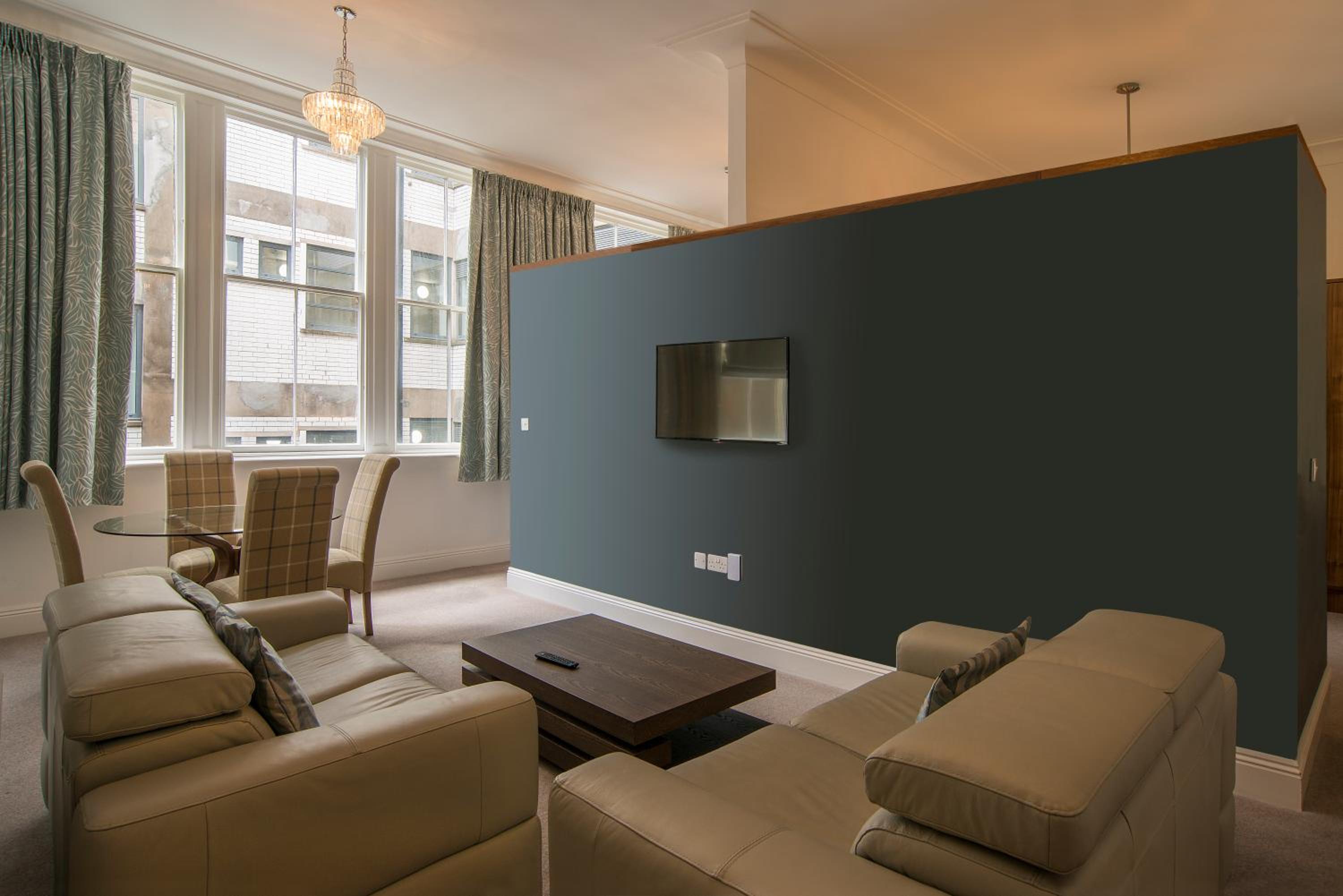 The Castle Collection - 14 Cook Street 11/19