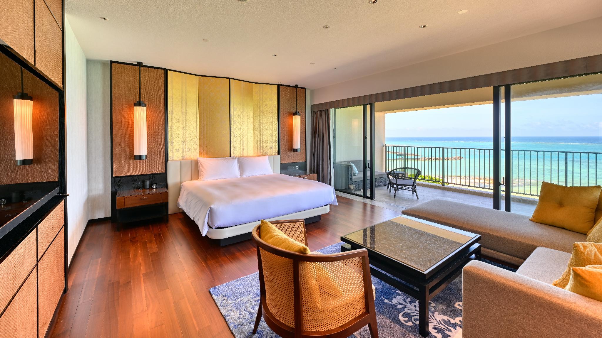 Panorama, Luxury, Suite, King Bed, Ocean View, Corner