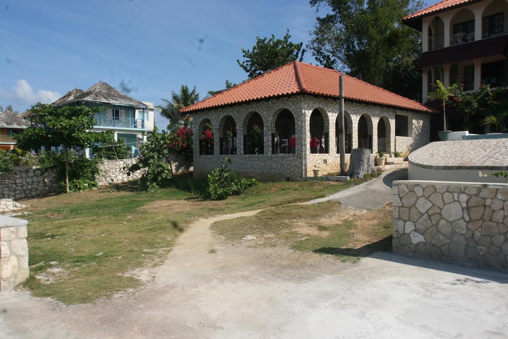 Le Mirage Resort 9/58