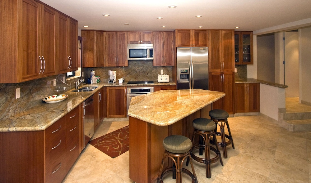 Polo Beach Club A Destination Residence 70/78