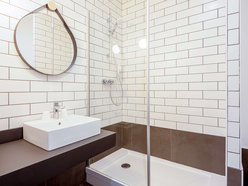 Ibis Dijon Sud 63/63