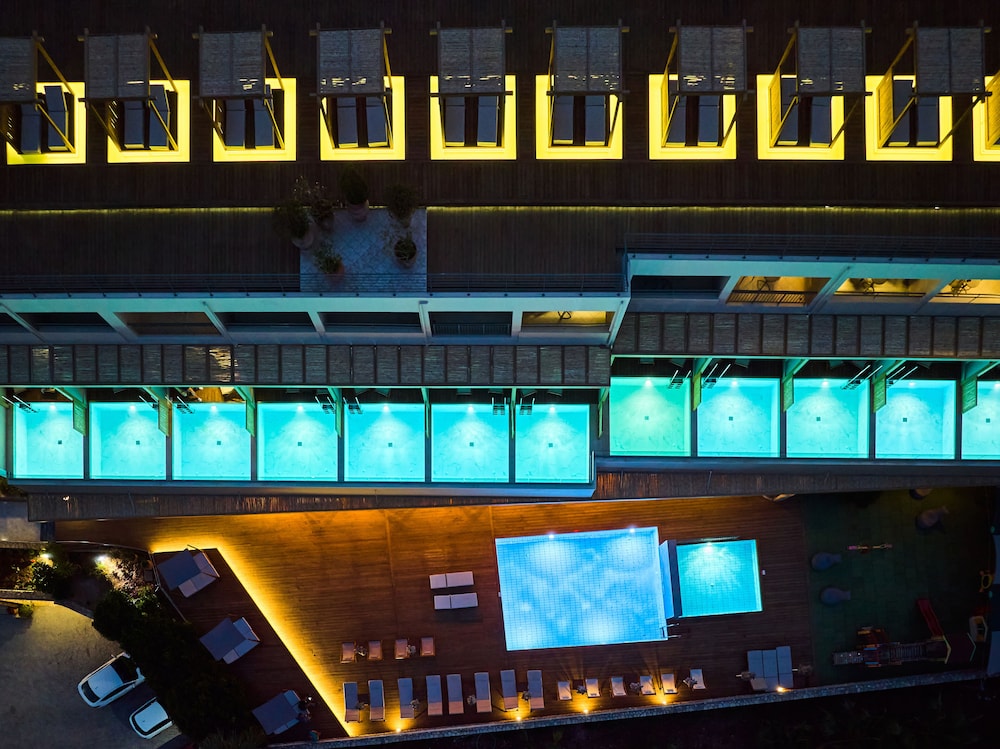 Blue Marine Resort and Spa 6/71