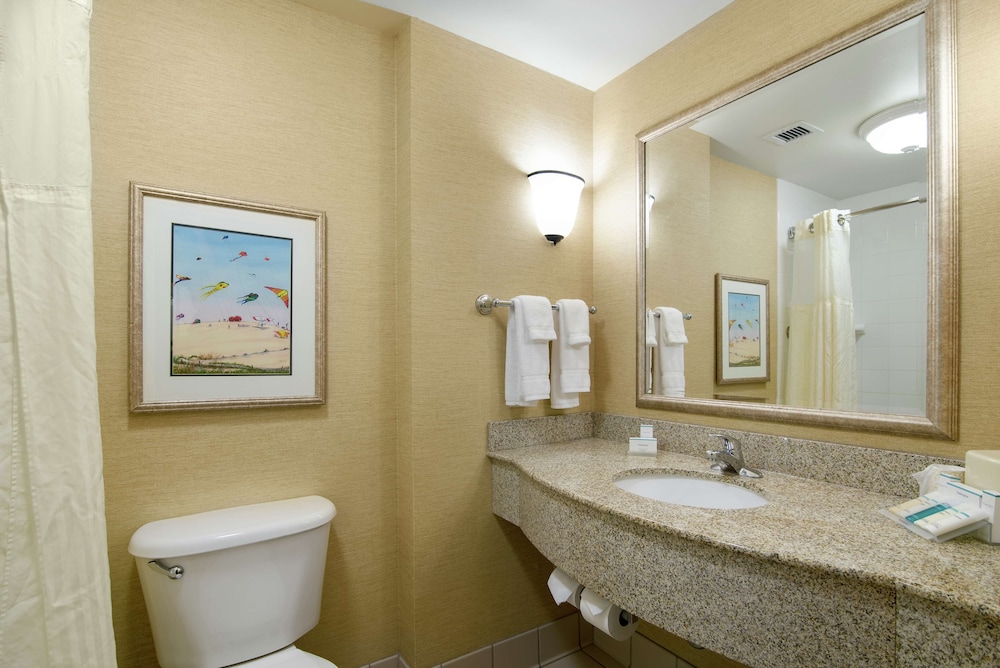 Hilton Garden Inn Outer Banks/Kitty Hawk 23/48