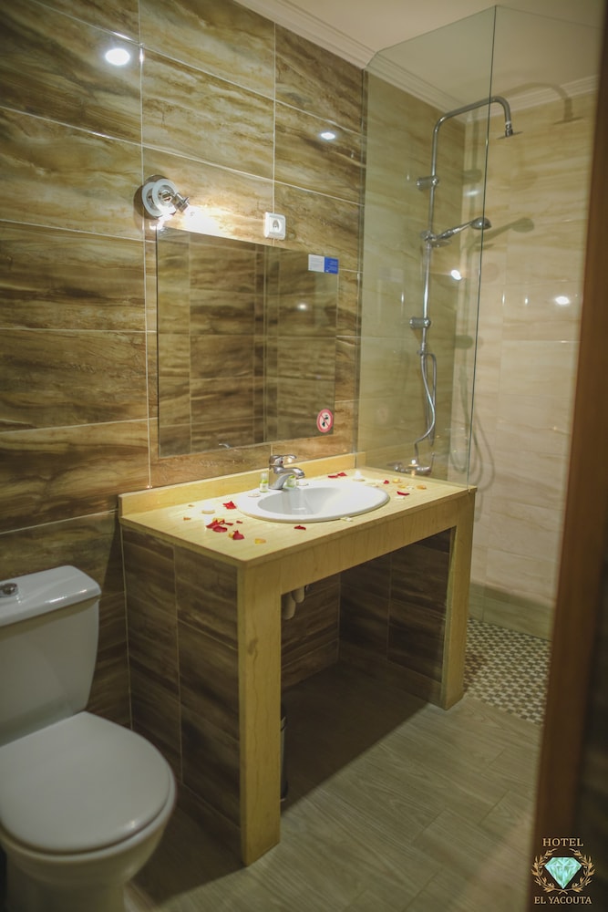 Hotel Al Yacouta 33/34