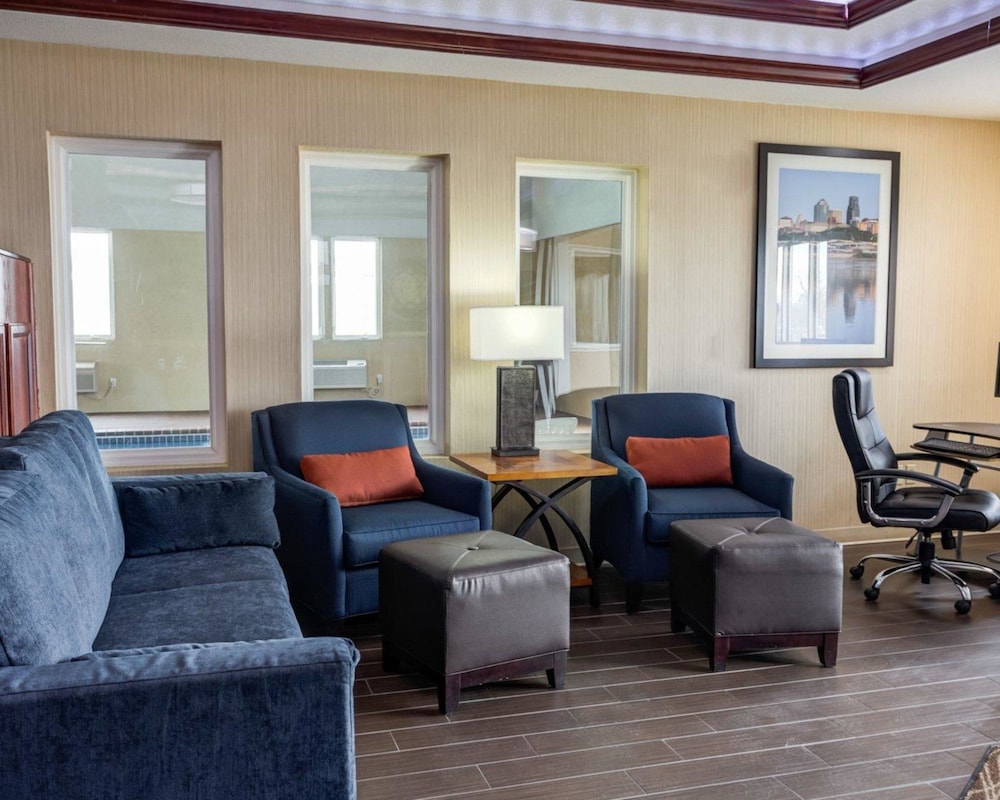Comfort Inn Kearney Liberty 21/30