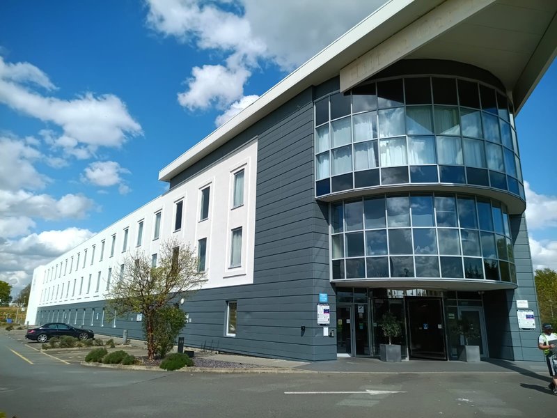 London Luton Vale Hotel 8/37