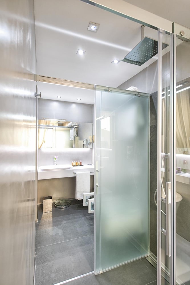 DOMUS LIBERA 20/20