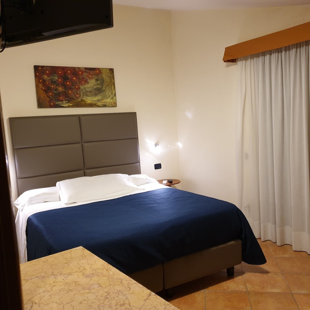 RESIDENCE L INCANTO 10/71