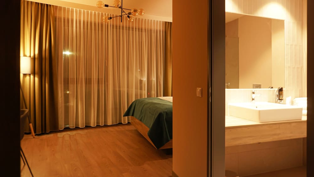 H24 Stadthotel Bernau 24/42